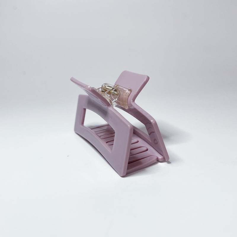 Lilac Midi Claw Clip